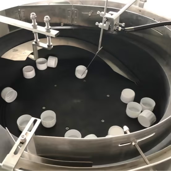 8 رؤوس آلة تغطية تلقائية FX-8AS 4.0KW 100ml-1L عالية السرعة